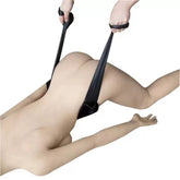 The silk plush lifts the buttocks to make it easy to enter